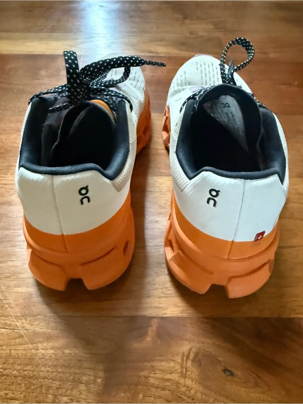 On Women's Cloudmonster in the Fawn/Turmeric Colorway Size 7.5 - Picture 3 of 11